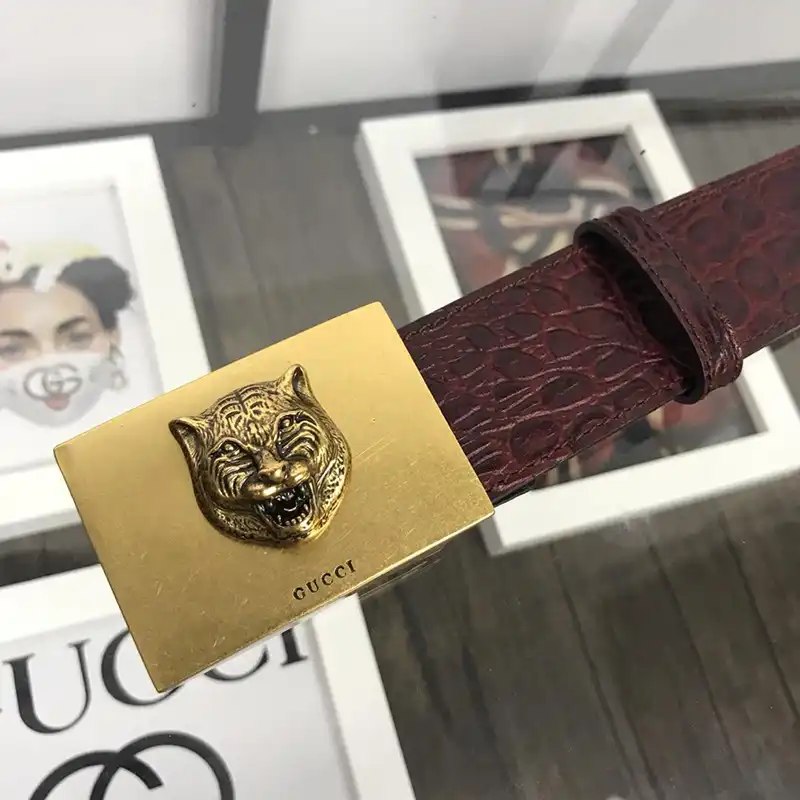 G*u*i s belte 1905bl0221