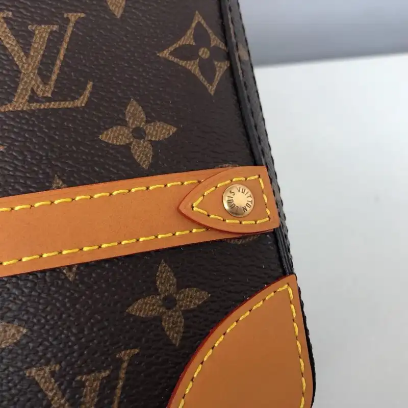 LV Bags 19B570270