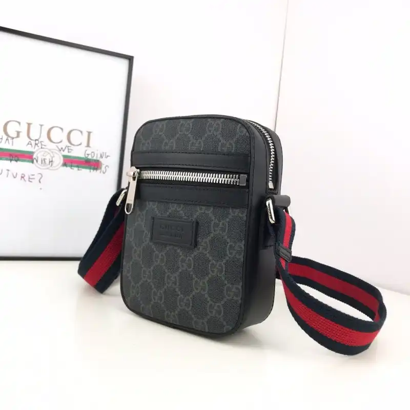 G*u*i bags 19b57g0090