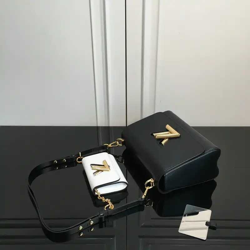 LV Bags 205B570043