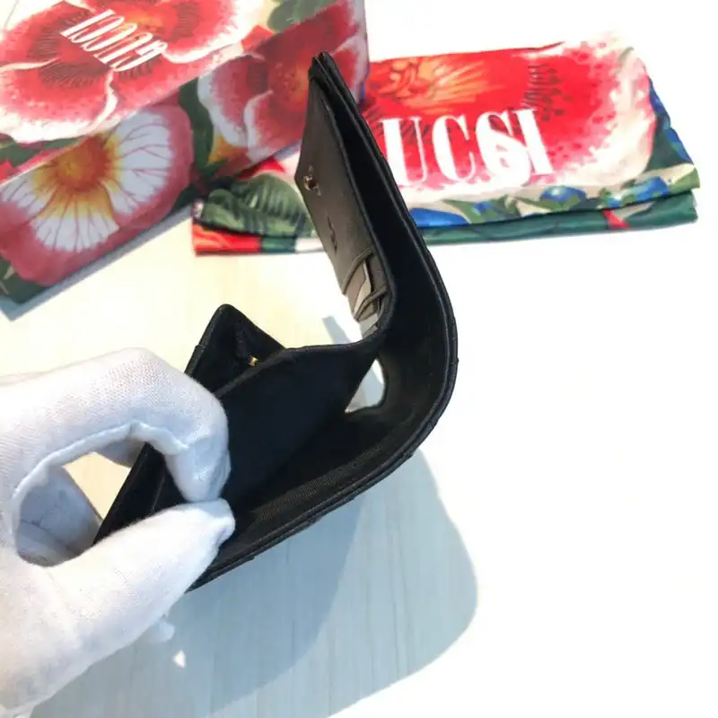 G*u*i bags 20guc0229