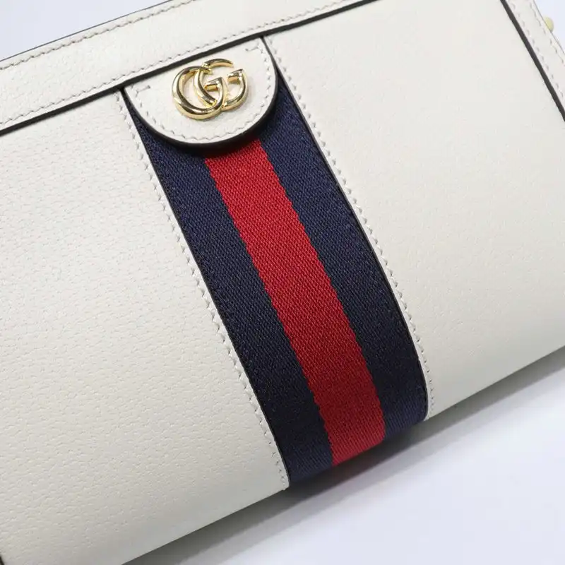 G*u*i bags 204b570077