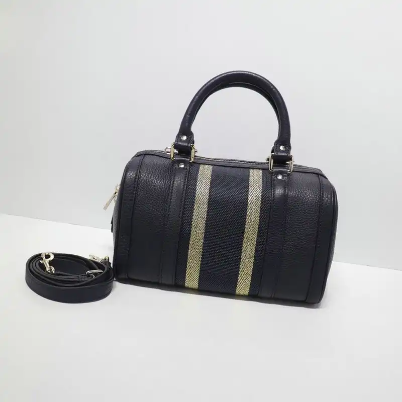 G*u*i bags 204b570087