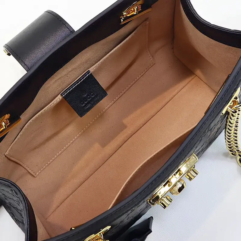 G*u*i bags 2104dj0027