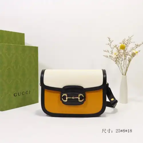 G*u*i bags 2107ya0109