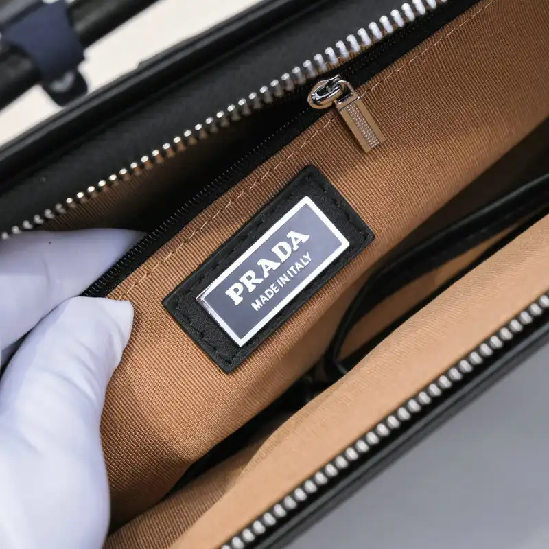 Prada Bags 2111YZ0056