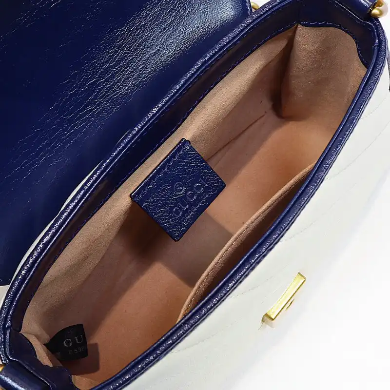 G*u*i bag 2112dj0002