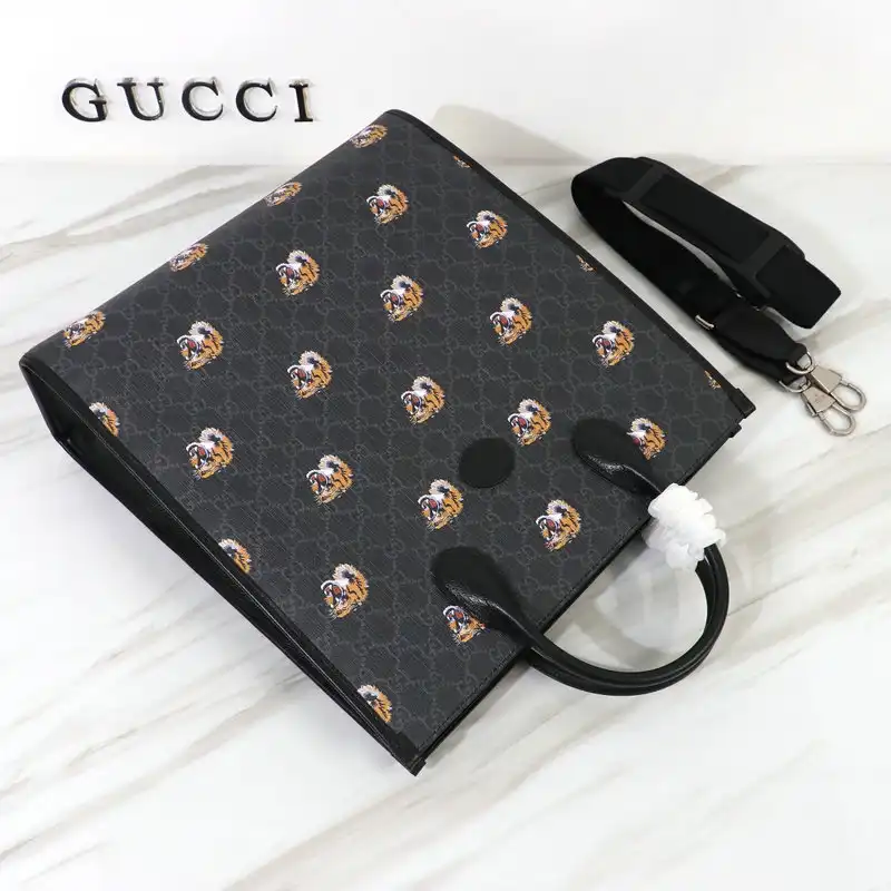 G*u*i bag 2209dj0009