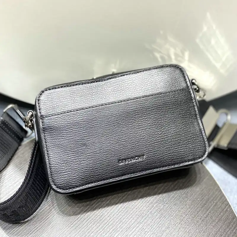 Givenchy Bag 2209SW0078