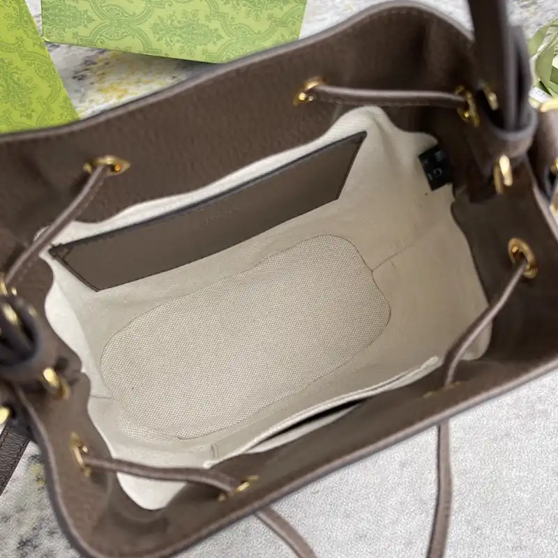 G*u*i bag 2210dj0018