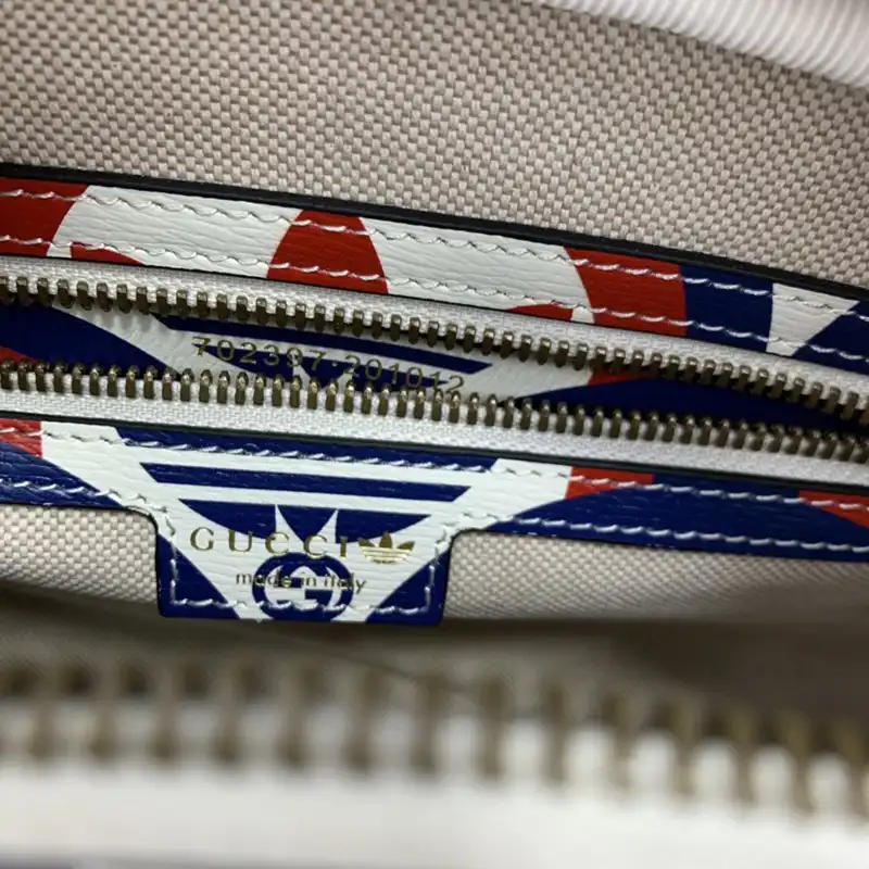 G*u*i bag 2210ya0140