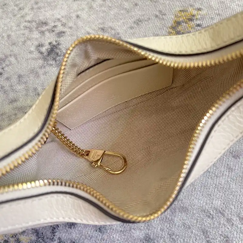 G*u*i bag 2212dj0021