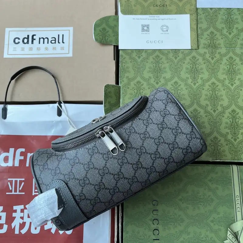 G*u*i bags 2312ya0093