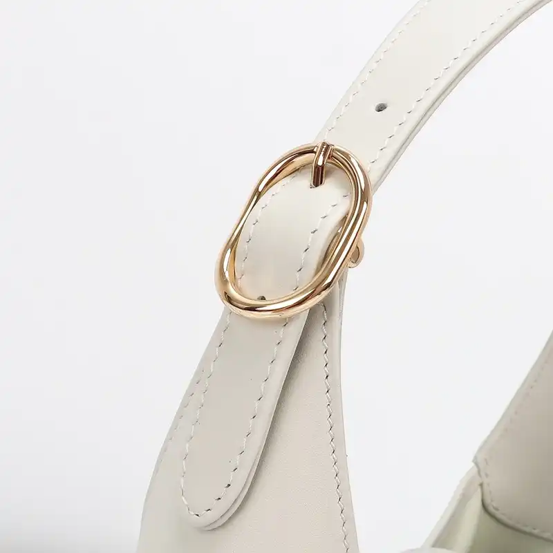 G*u*i bags 2405ya0114