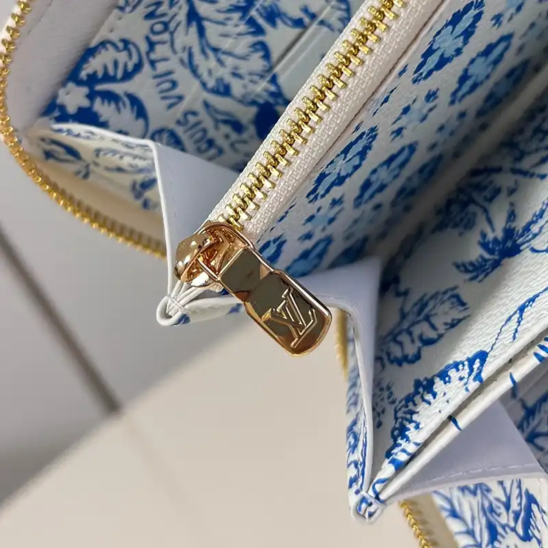 G*u*i bags 2407yz0106