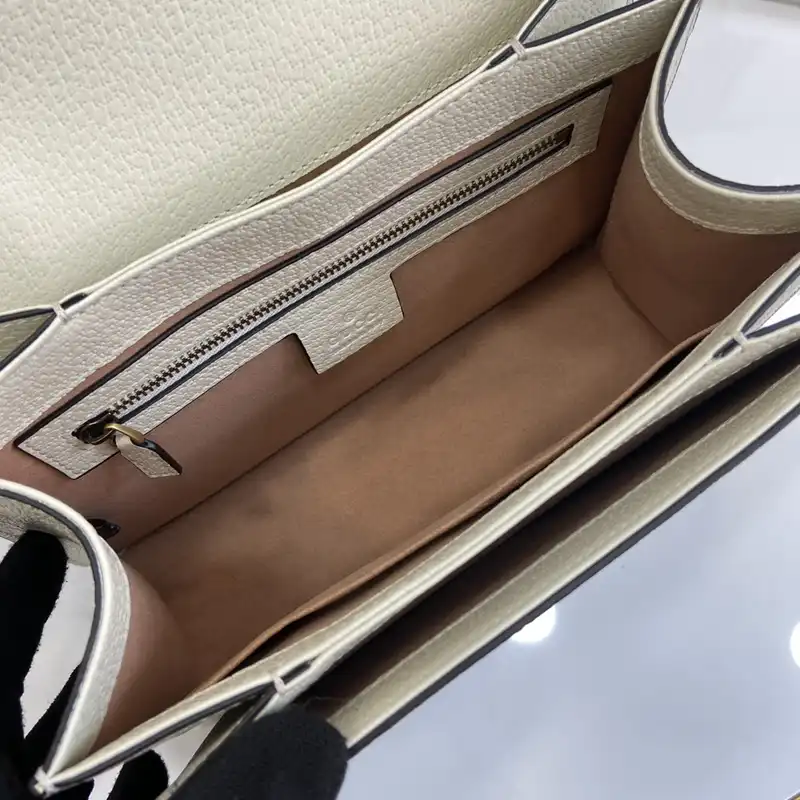 G*u*i bags 2407yz0273