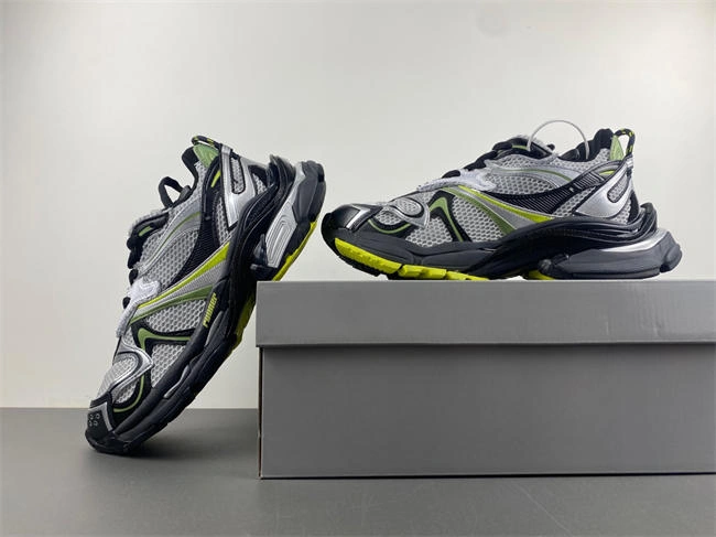 Balenciaga  779066-W3RBXP- TravelReady 4300