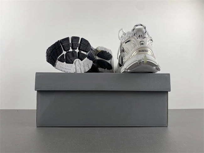 Balenciaga 772774 WRUNG Practical 4271