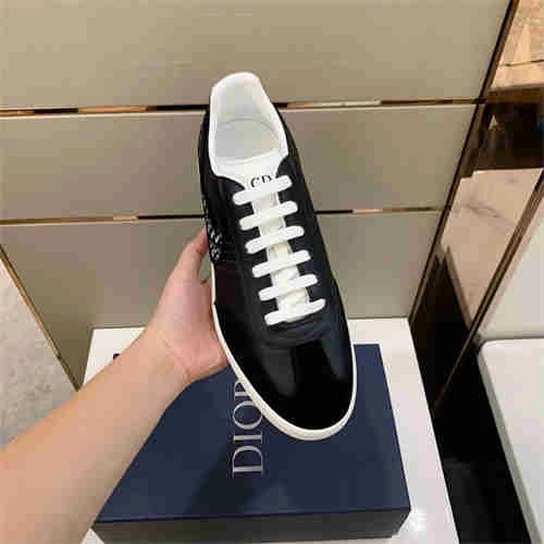 DR Sneaker Unique 1144