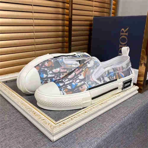 WellDesigned DR Sneaker 1179