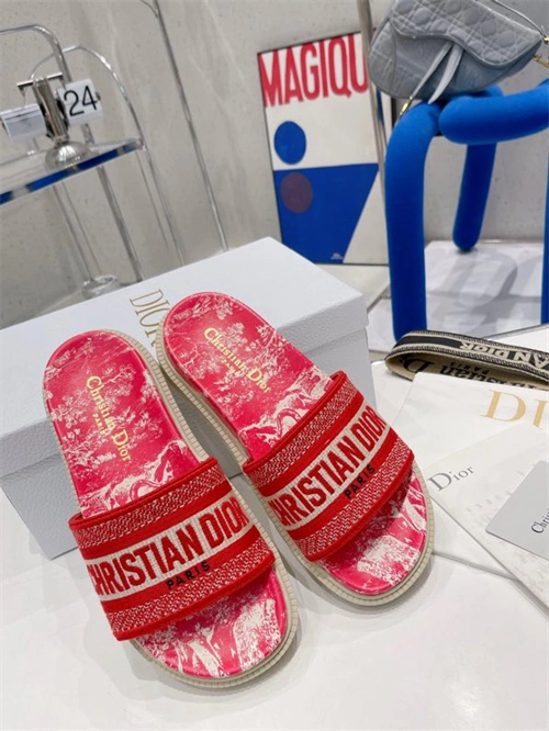 Lightweight Dio Slipper 5813