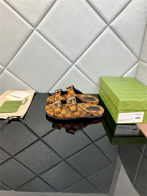 Gocci Slipper Stylish 5739