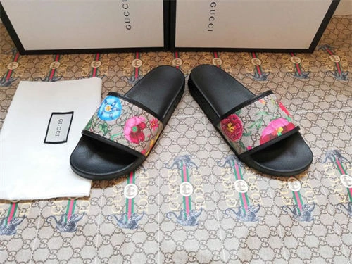 Bright Gocci Slipper 5725