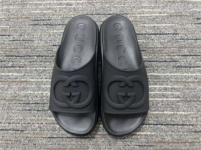 stretchable G*u*i slide 401