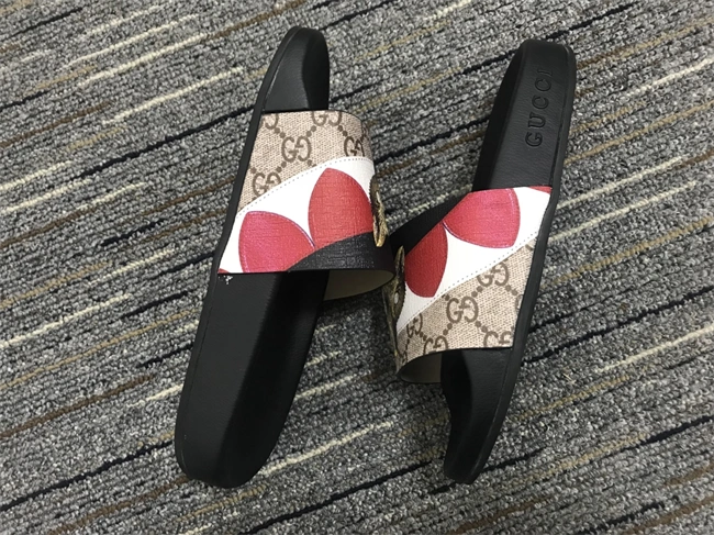 G*u*i slide stylish 376