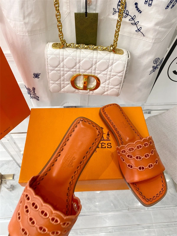 Durable H Slipper 2375