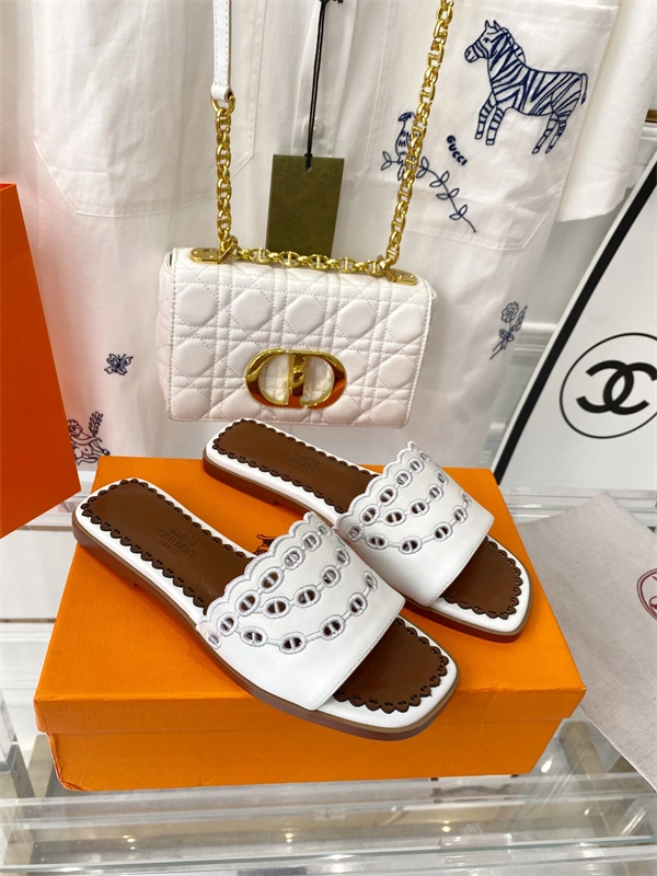 Durable H Slipper 2375