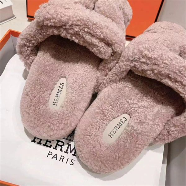 Efficient H Slipper 2380