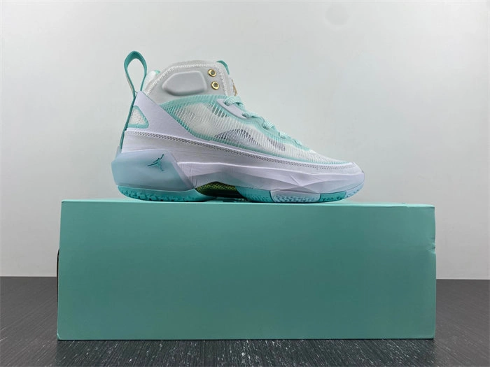 Fashionable Jordan 37 Guo Ailun Island Green DV0921- 4194