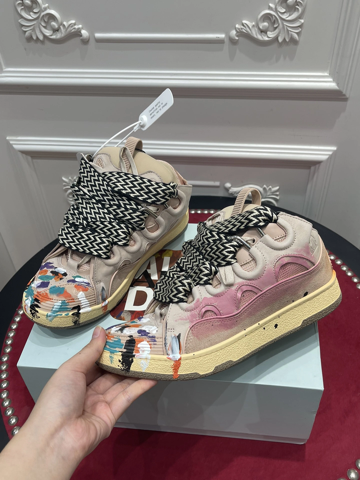 Classic Lanvon Curb Sneaker 994