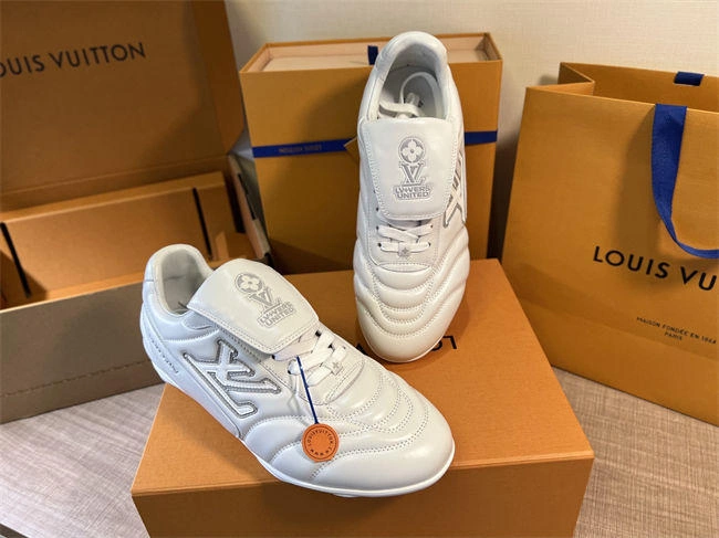 Louis Vuitton WrinkleFree 1668