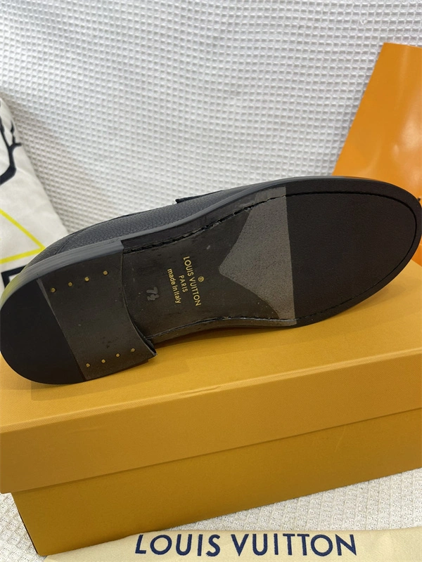 Lv Loafer WellDesigned 1928