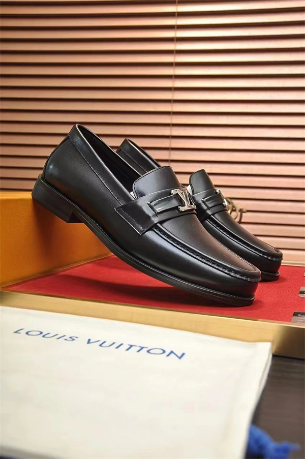 SmartChoice Lv Loafer 1933