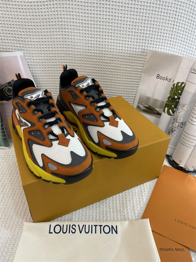 Lv Runner Sneaker Minimalist 2030