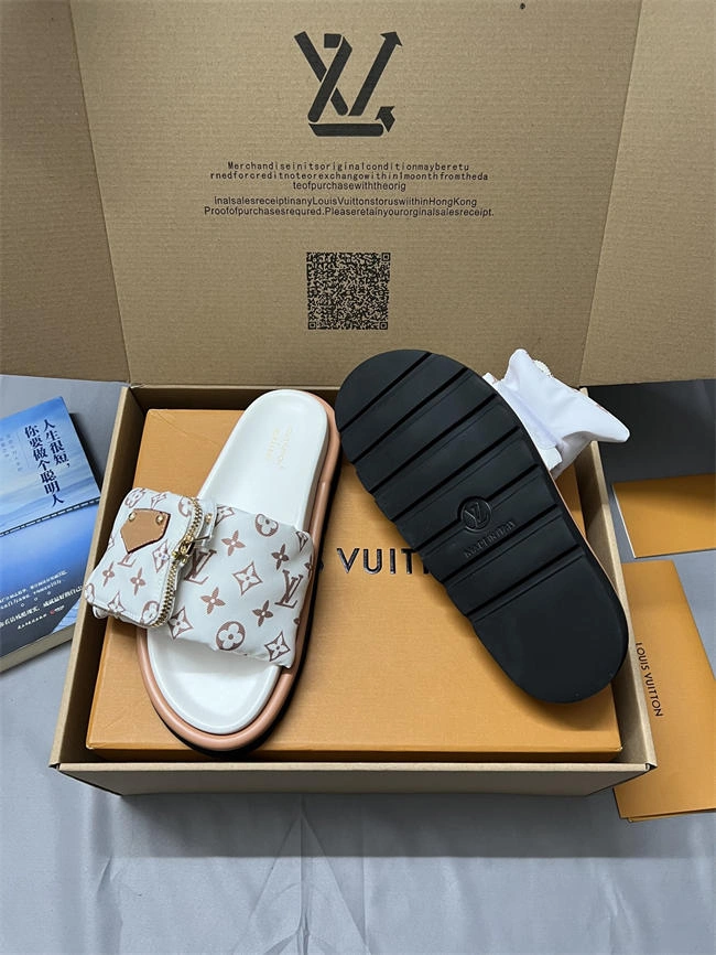 DailyWear Lv Slipper Orginal 5574