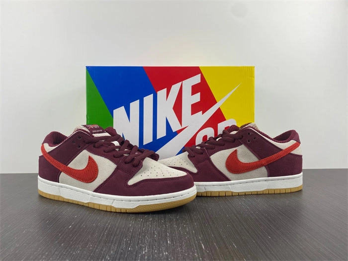 Youthful Nike SB Dunk Low Skate Like a Girl  DX4589- 4675