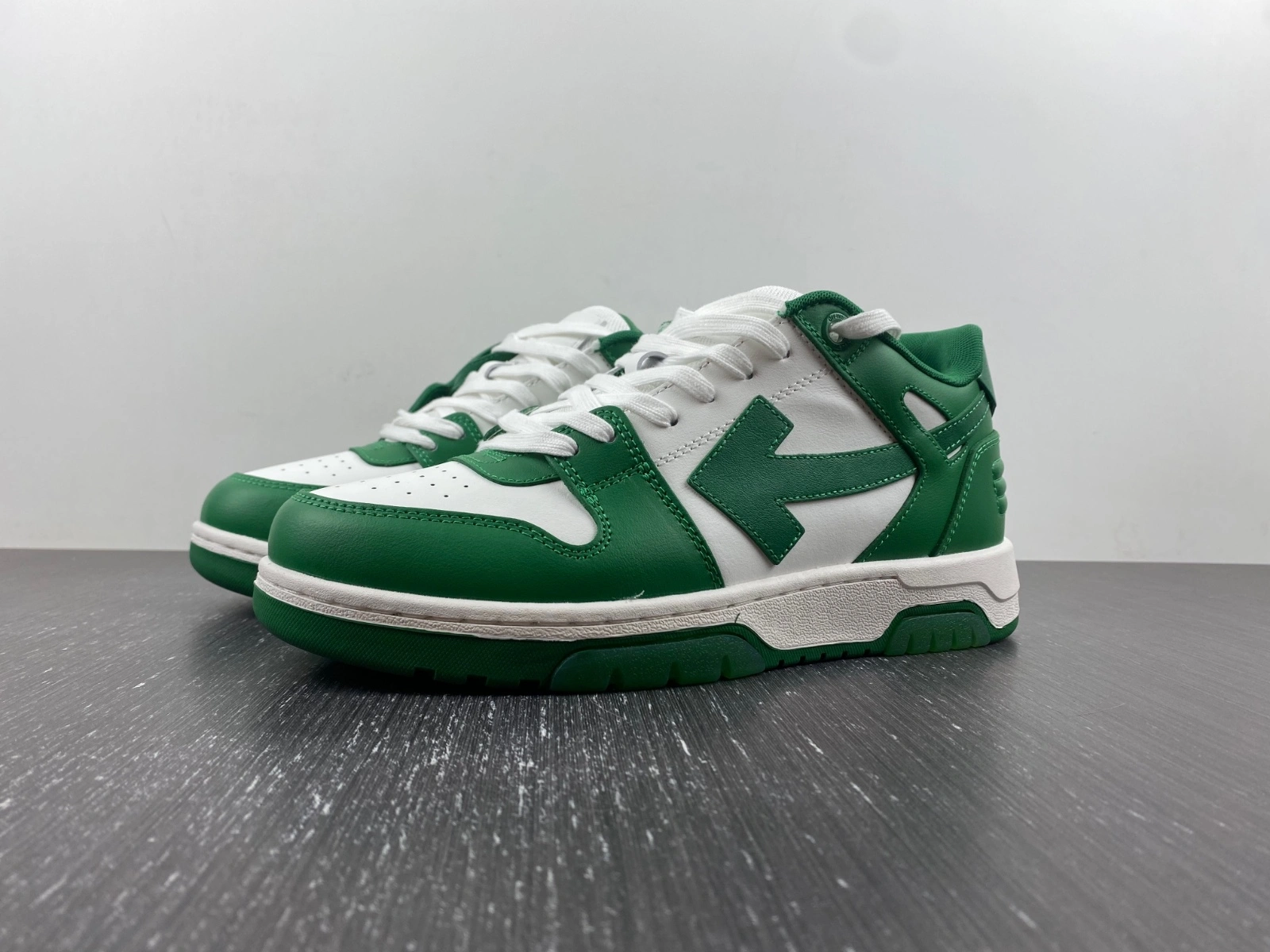 OFF-WHITE Out of Office Low Top Green Dirty White OMIA189R21LEA WeatherProof 3115