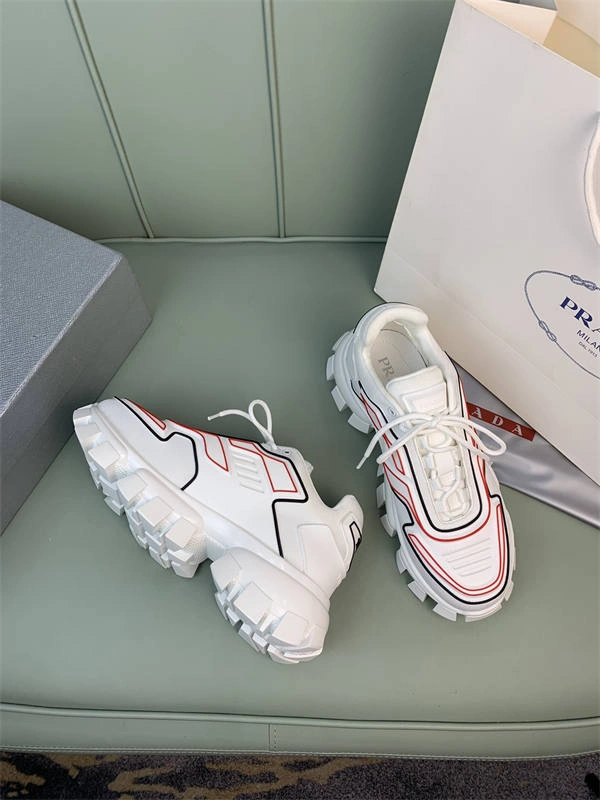 PRADA UrbanStyle 3223