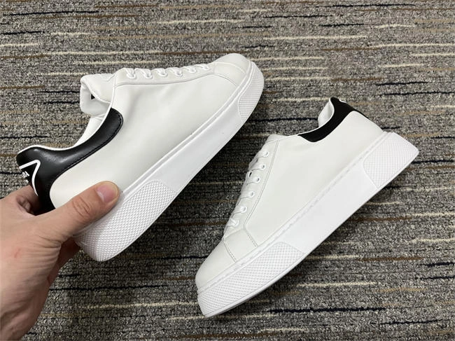 EasyMatch Prada Leather Sneaker 3318