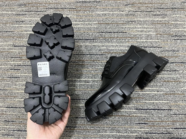 Prada Loafer Minimalist 3336