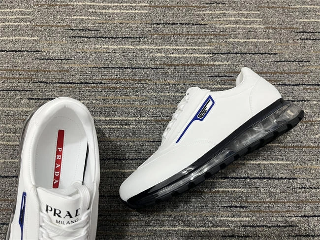Seasonal Prada Sneaker 3390